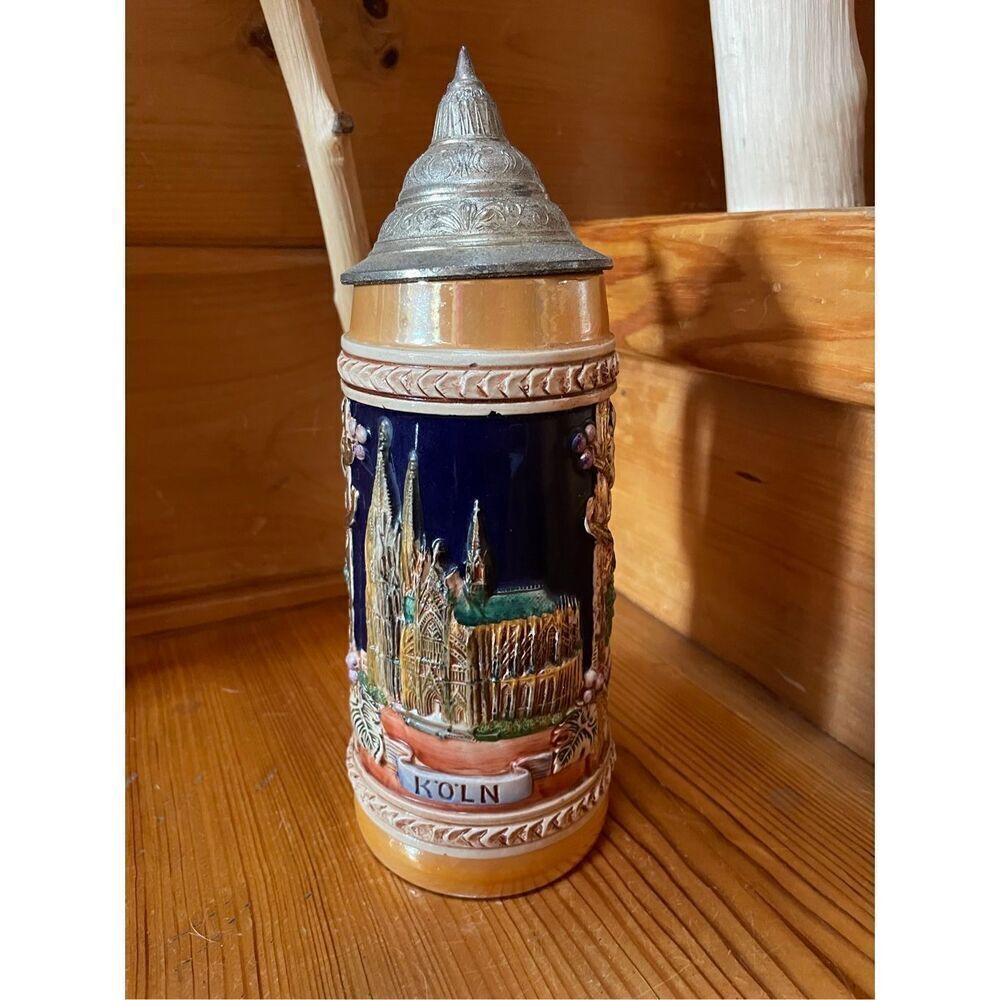 VINTAGE GERMAN LIDDED TALL BEER MUG STEIN KOLN